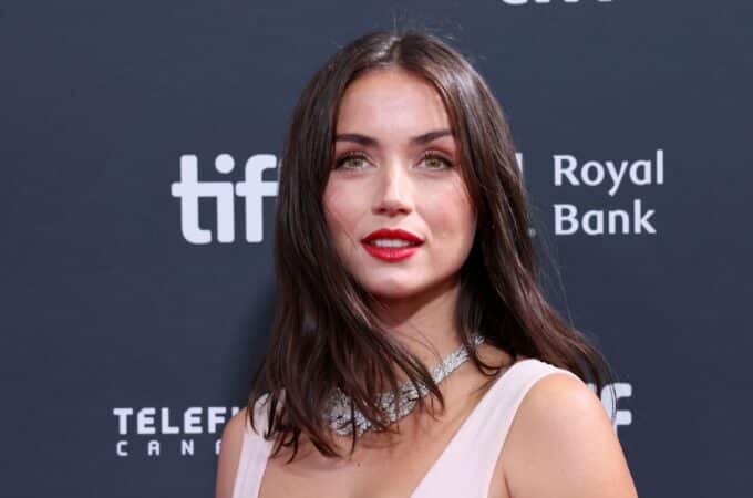 Ana de Armas’ Shocking Net Worth & Untold Rise to Hollywood Fame