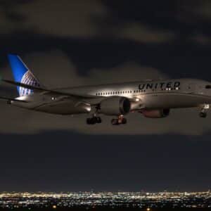 Mid Air Crisis on United UA770 The Full Story Behind the Emergency Diversion